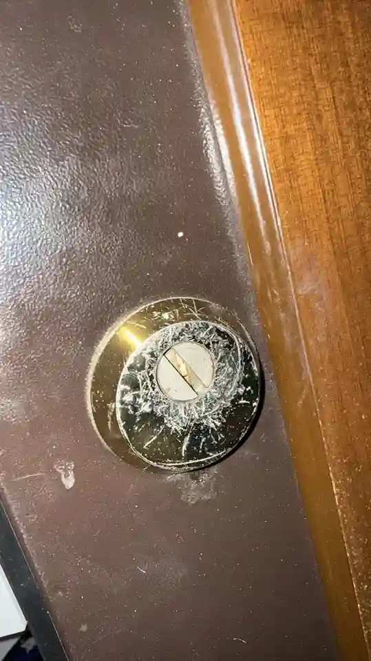 Dijital Kilit Kapı Açma